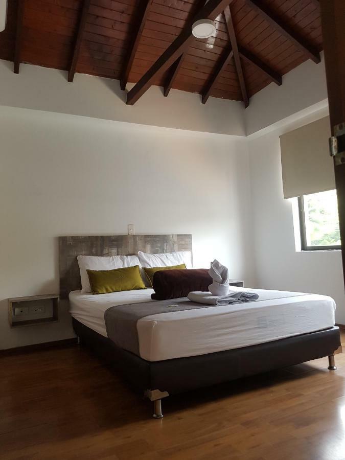 Hotel Porton Colonial Medellín Zewnętrze zdjęcie